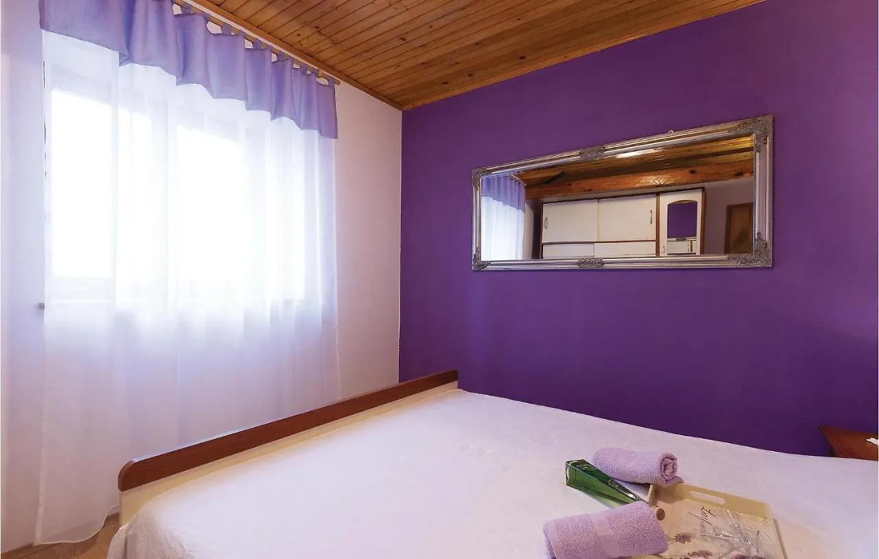Holiday home 3 Bedroom Beautiful Home In Gajana